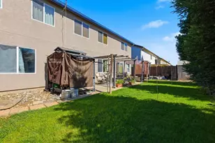 1300 Kensington Dr, Plumas Lake, CA 95961 - Photo 38