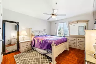 9444 Harbour Point Dr, Elk Grove, CA 95758 - Photo 8