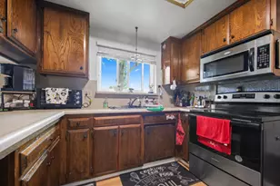 115 W Swain Rd, Stockton, CA 95207 - Photo 6