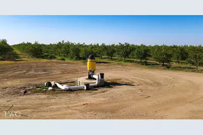 25012 Avenue 24, Chowchilla, CA 93610 - Photo 8