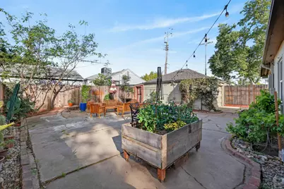 3708 30th Street, Sacramento, CA 95820 - Photo 38