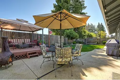 7224 Regard Way, Sacramento, CA 95842 - Photo 32