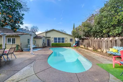 322 N Santa Ana Avenue, Modesto, CA 95354 - Photo 34