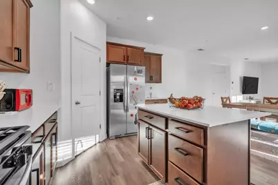 1630 Stepney Way, Plumas Lake, CA 95961 - Photo 32