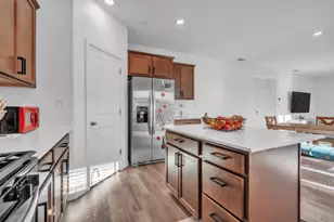 1630 Stepney Wy, Plumas Lake, CA 95961 - Photo 32