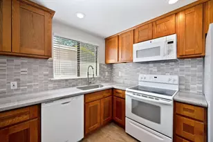 2413 Post Oak Ln, Sacramento, CA 95825 - Photo 30