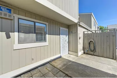 2413 Post Oak Lane, Sacramento, CA 95825 - Photo 8