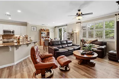 7560 Chatsworth Circle, Elk Grove, CA 95757 - Photo 10