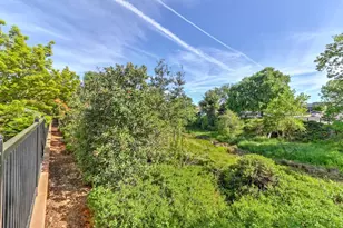 7560 Chatsworth Cir, Elk Grove, CA 95757 - Photo 48