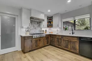 11228 Marten Ct, Penn Valley, CA 95946 - Photo 16