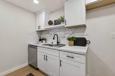 7712 San Simeon Drive, Citrus Heights, CA 95610 - Photo 12