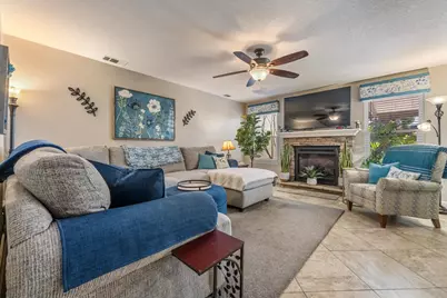1137 Cedar Creek Drive #4, Modesto, CA 95355 - Photo 8