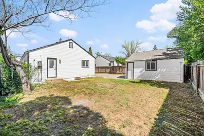 4416 Parker Avenue, Sacramento, CA 95820 - Photo 30