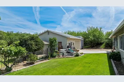 22082 Oleander Avenue, Manteca, CA 95337 - Photo 56