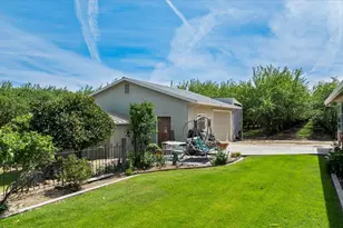 22082 Oleander Ave, Manteca, CA 95337 - Photo 56