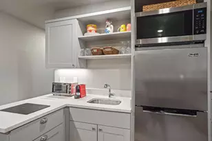 2220 Capitol Ave, Sacramento, CA 95816 - Photo 50