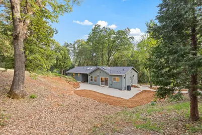 11000 Bubbling Wells Road, Grass Valley, CA 95945 - Photo 24