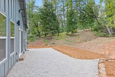11000 Bubbling Wells Road, Grass Valley, CA 95945 - Photo 10