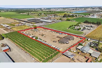 2406 S Walnut Road, Turlock, CA 95380 - Photo 28