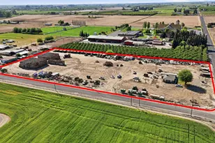 2406 S Walnut Rd, Turlock, CA 95380 - Photo 32