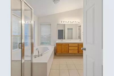 3232 N Zion Circle, Hanford, CA 93230 - Photo 38