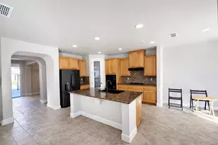 2233 Sheridan Ranch Cir, Plumas Lake, CA 95961 - Photo 10