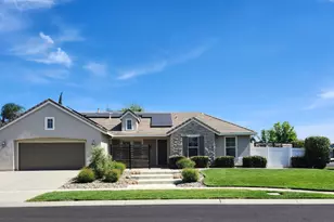2233 Sheridan Ranch Cir, Plumas Lake, CA 95961 - Photo 2