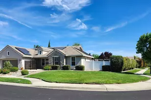 2233 Sheridan Ranch Cir, Plumas Lake, CA 95961 - Photo 2