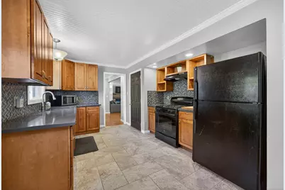 6748 Golf View Drive, Sacramento, CA 95822 - Photo 14