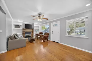 6748 Golf View Dr, Sacramento, CA 95822 - Photo 6