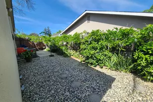 5830 Woodleigh Dr, Carmichael, CA 95608 - Photo 12