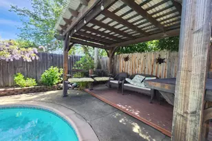 5830 Woodleigh Dr, Carmichael, CA 95608 - Photo 6