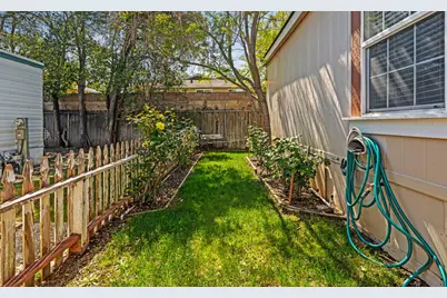 Prescott Rd #17, Modesto, CA 95350 - Photo 26