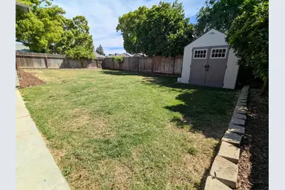 2708 Carmel Court, Atwater, CA 95301 - Photo 32