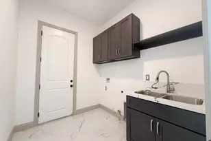 14537 Miravista Ln, Lockeford, CA 95237 - Photo 18