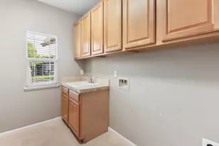 3733 Clubside Ln, Sacramento, CA 95835 - Photo 38