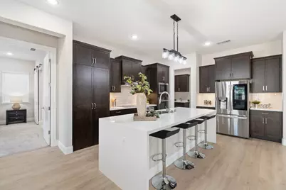 9042 Elliott Springs Drive, Elk Grove, CA 95624 - Photo 20