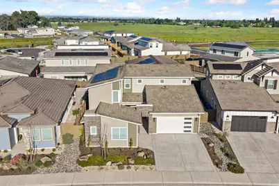 9042 Elliott Springs Drive, Elk Grove, CA 95624 - Photo 52