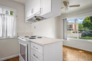 718 13th St, Sacramento, CA 95814 - Photo 26