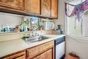 718 13th St, Sacramento, CA 95814 - Photo 42
