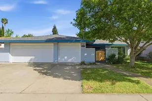 8517 Deodar Crest Ct, Elk Grove, CA 95624 - Photo 2