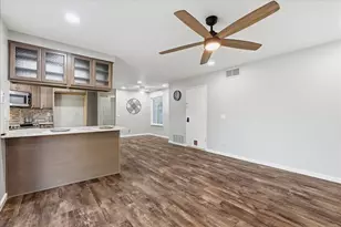 8517 Deodar Crest Ct, Elk Grove, CA 95624 - Photo 12