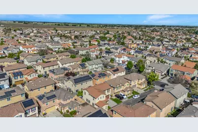 17125 Laurel Oak Lane, Lathrop, CA 95330 - Photo 38