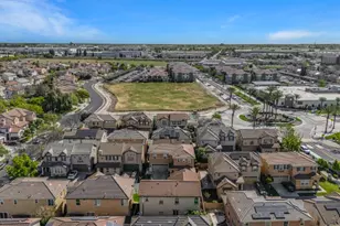 17125 Laurel Oak Ln, Lathrop, CA 95330 - Photo 36