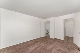 9094 Pinata Way, Sacramento, CA 95826 - Photo 10