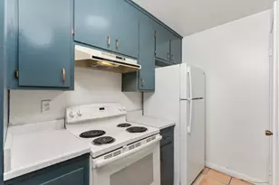 9094 Pinata Way, Sacramento, CA 95826 - Photo 6