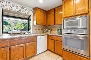 1310 Ridgecrest Way, Roseville, CA 95661 - Photo 18