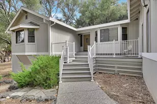 18370 Jayhawk Dr, Penn Valley, CA 95946 - Photo 1