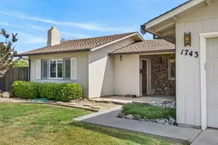 1743 Casa Nueva St, Woodland, CA 95695 - Photo 4