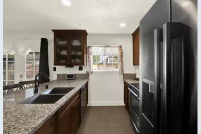 736 Golden Avenue, Lodi, CA 95240 - Photo 36